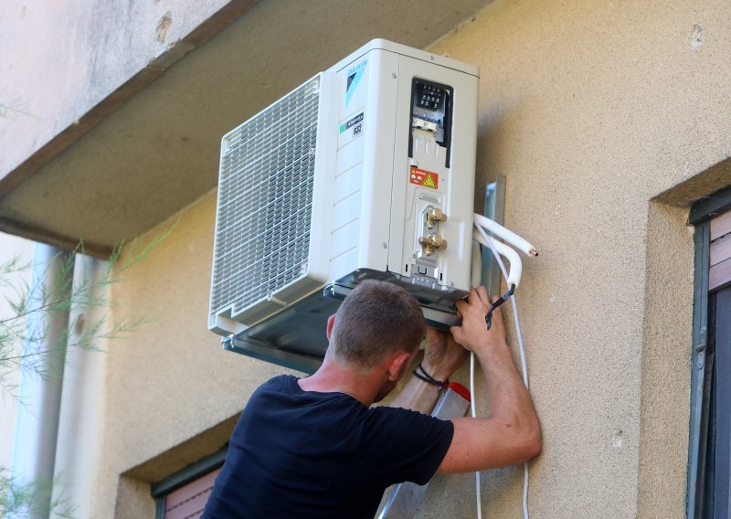 Klima-uređaji se u Hrvatskoj prodaju kao ludi, no na montažu se čeka tjednima
