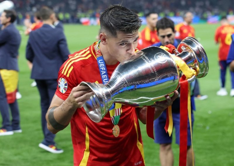 Kapetan Španjolske nakon osvajanja Eura stiže u veliki AC Milan; pamte ga u Italiji