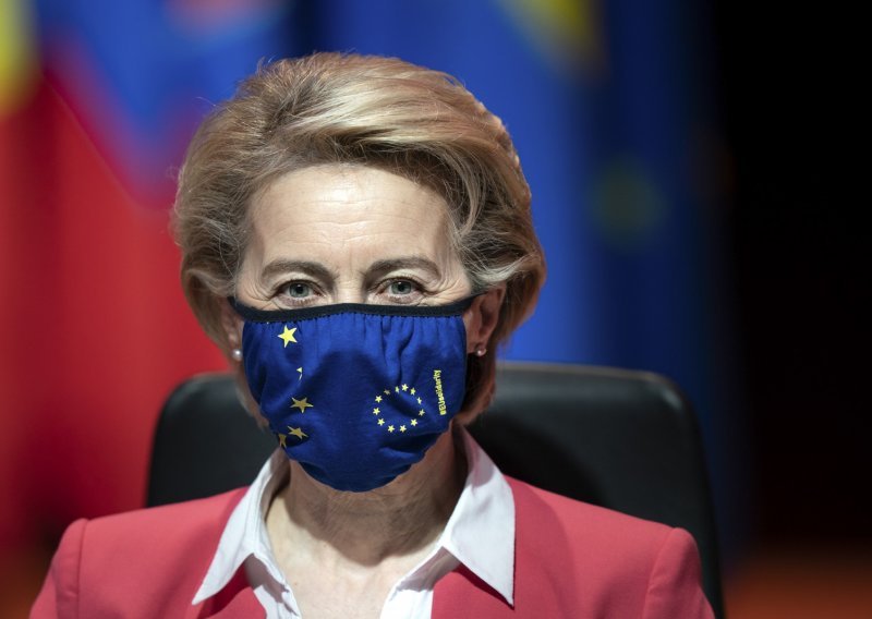 Sud EU-a poklopio Von der Leyen: Cjepivo protiv covida nabavljeno 
netransparentno, doze uništene