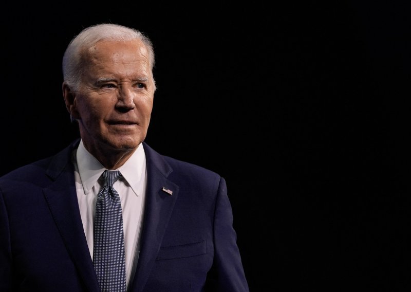 Joe Biden iznenada preko vikenda promijenio mišljenje o predsjedničkoj utrci