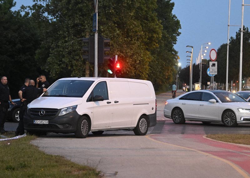 Zaštitar ubio čovjeka na Žitnjaku, policija iz žbunja izvukla dva bicikla