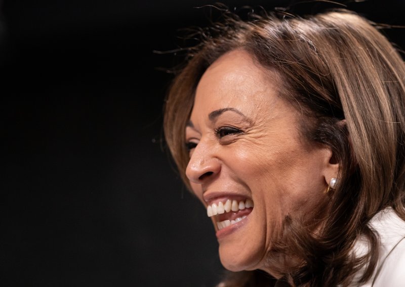 Kamala Harris osigurala dovoljan broj glasova delegata za nominaciju