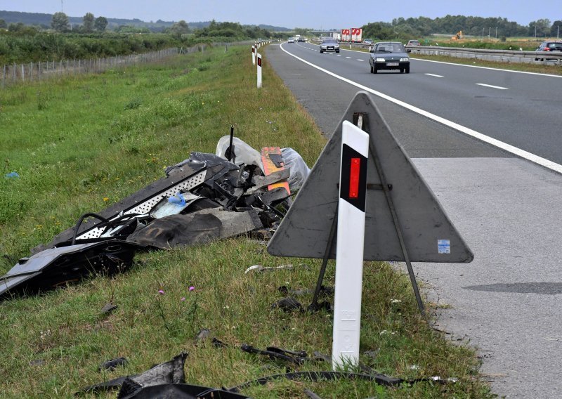 Nesreća kod Dugog Sela: Automobil sletio s autoceste A3