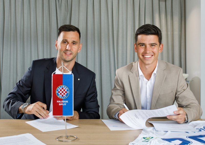 Hajduk slaže momčad za budućnost; talentirani klinac potpisao novi ugovor