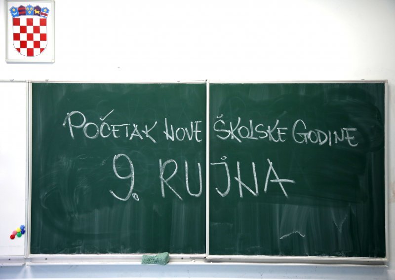 Kako će izgledati školska godina: Ukida se jesenski odmor, skraćeni proljetni praznici