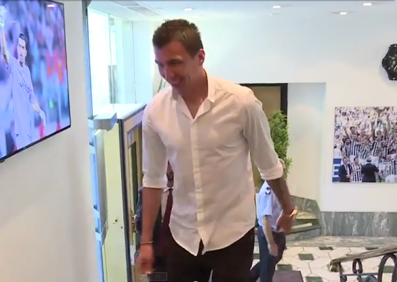 Ovim transferom Mandžukić postao najskuplji hrvatski igrač!