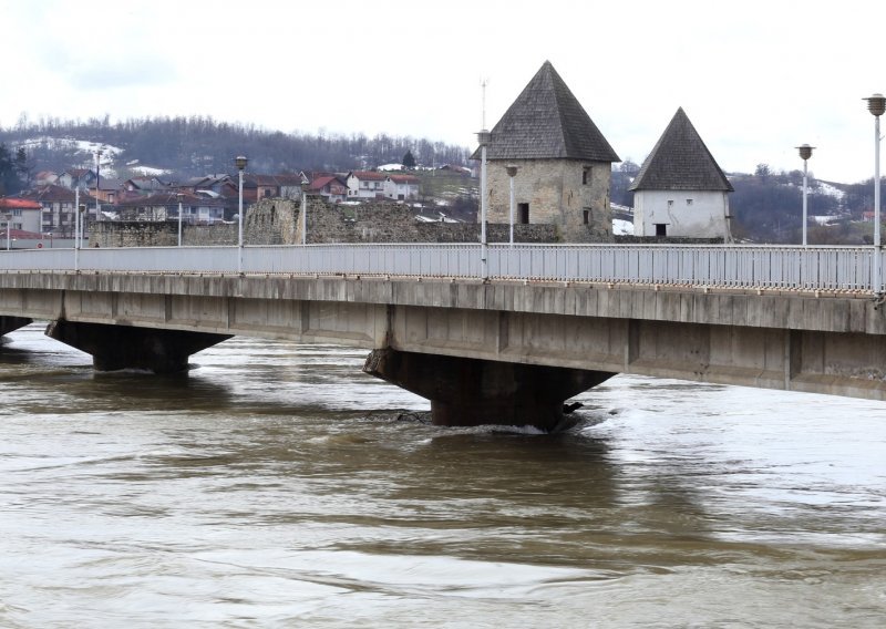 EKS Hrvatska Kostajnica protiv hidrocentrale na Uni: Ekocid i kršenje konvencija