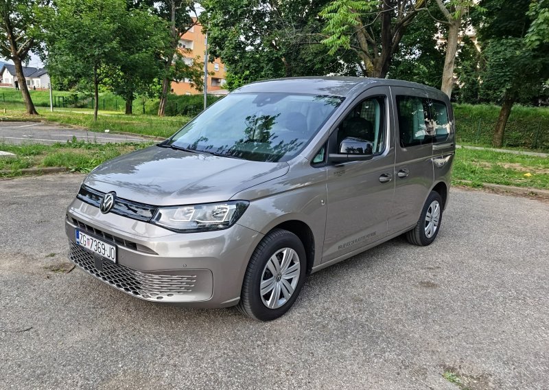 Vozili smo VW Caddy Van 4Life 2.0 TDI: Moderno, praktično i svestrano N1 vozilo za petero putnika i teret