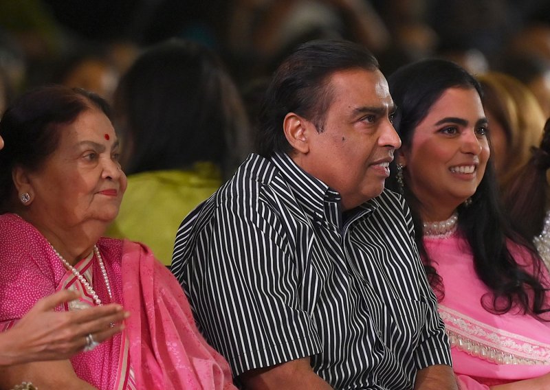 Najbogatiji Indijac na sinovu svadbu potrošio je 320 milijuna dolara. Tko je Mukesh Ambani