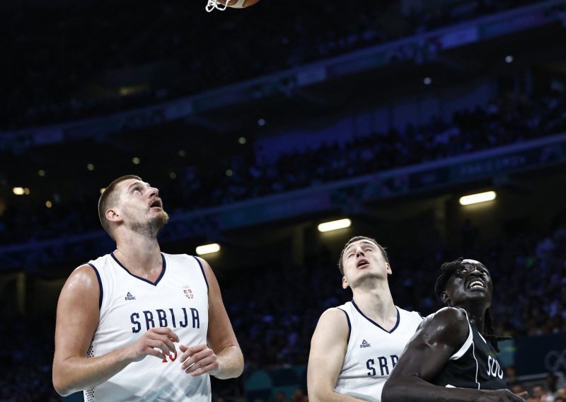 Srbija u problemima, NBA zvijezda se osjeća loše: Ostavili smo ga u hotelu