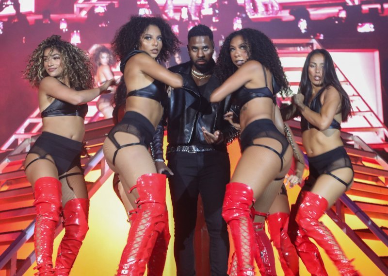 Jason Derulo priredio spektakl u pulskoj Areni: Pogledajte atmosferu s koncerta