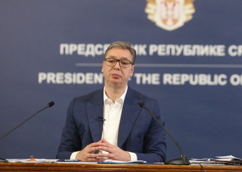 Vučić objavio snimku sporne situacije: 'Recite nam ako ih ne smijemo pobijediti'