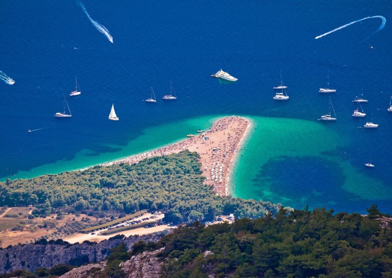 Na listi najljepših plaža na svijetu: Raj okružen borovima stvoren je za obiteljski odmor