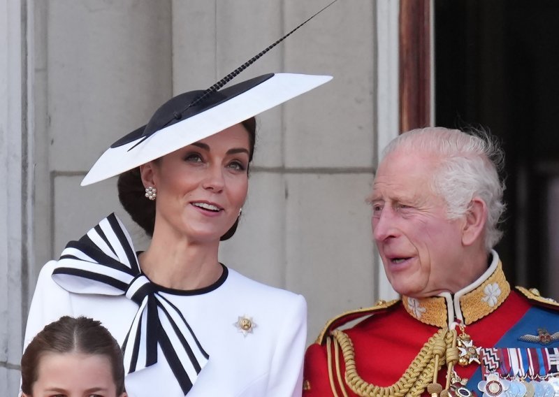 Procurili novi detalji vezani uz zdravlje kralja Charlesa i Kate Middleton