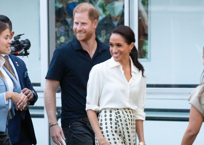 Meghan Markle nastavlja nizati chic stajlinge, a tek kad vidite ove sandale...