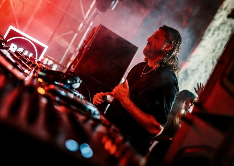 Solomun odsvirao set za pamćenje na BSH spektaklu godine