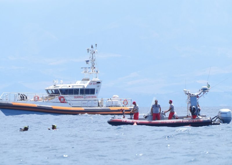 U potopljenoj superjahti kod Sicilije nalaze se osjetljivi obaviještajni podaci