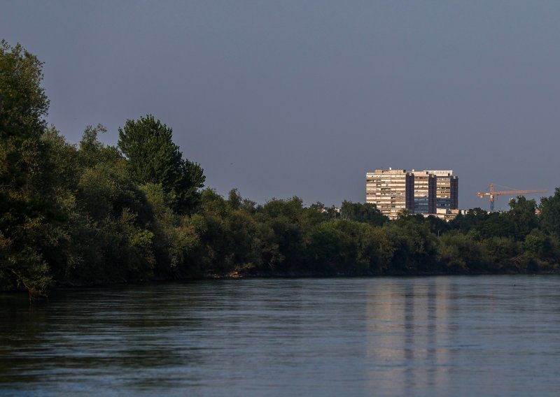 Raste temperatura Save u Zagrebu; istražuju se razlozi