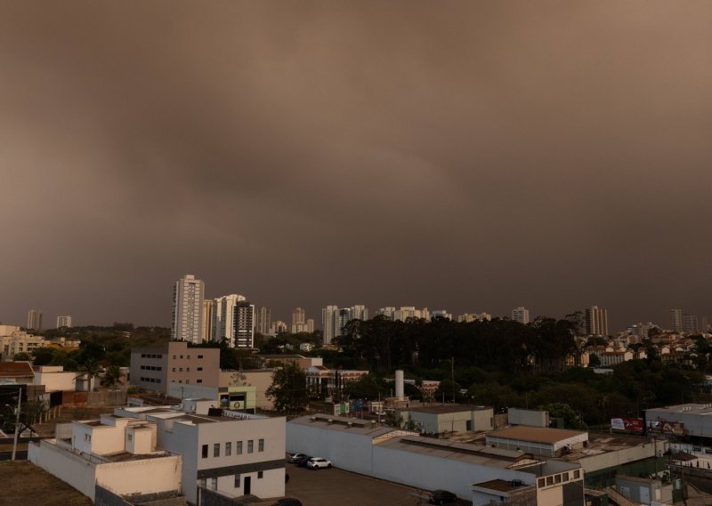 Šumski požari ugrožavaju 30 gradova u saveznoj državi Sao Paulo