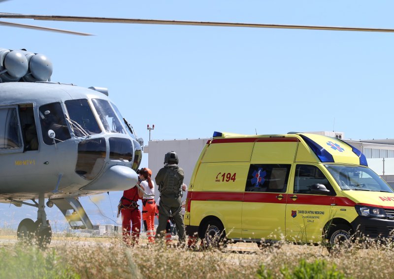 HGSS-ova akcija spašavanja: Srčani bolesnik helikopterom prebačen u bolnicu