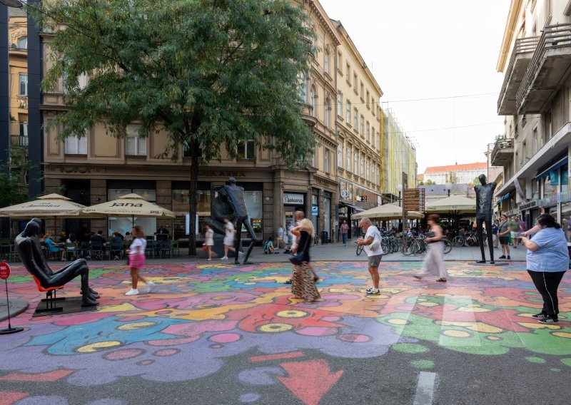 Jeste li zapazili ove začudne skulpture u centru Zagreba? Neki su se u njima i izvalili