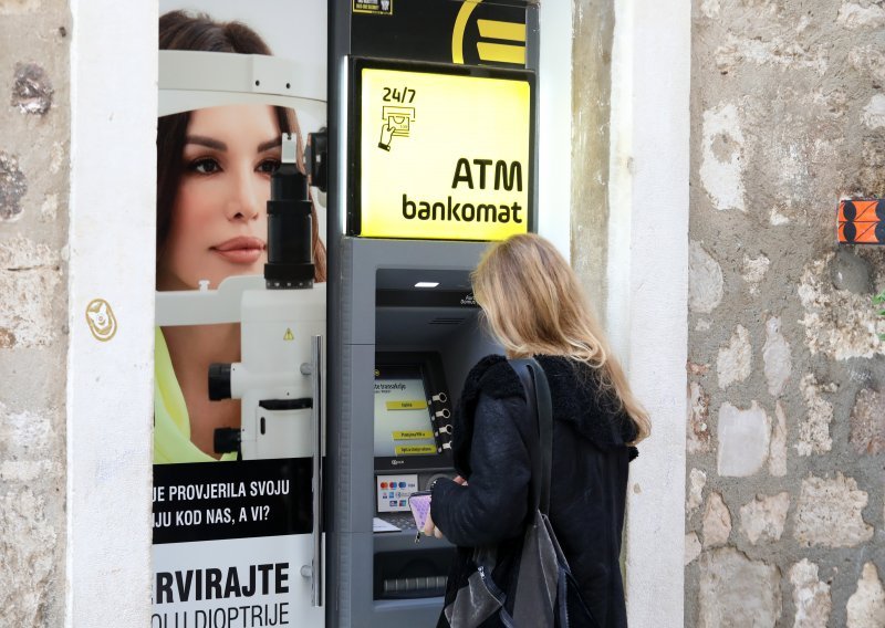 Građanima bi trebale rasti plaće; stižu i dobre vijesti za male poduzetnike