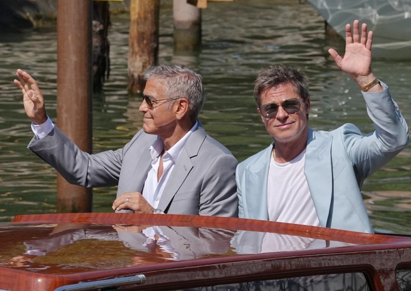 Kadrovi kojima je teško odoljeti: Brad Pitt i George Clooney ostavljaju bez daha