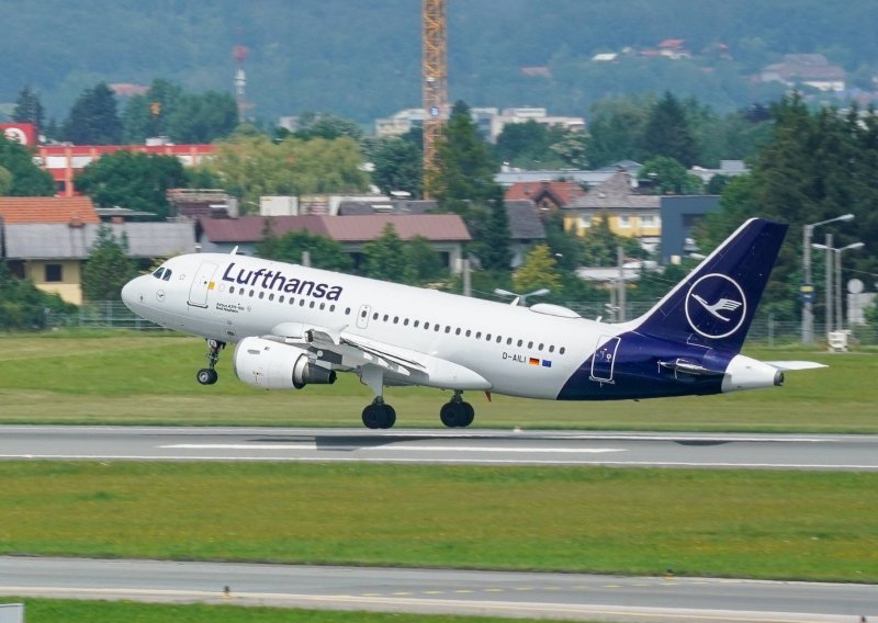 Snažne turbulencije pogodile Lufthansin let za Frankfurt, 11 ozlijeđenih