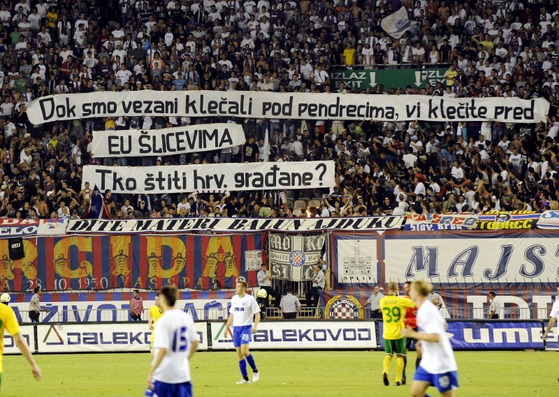 Torcida piše Uefi: Idemo u Bukurešt!