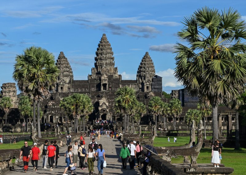 TikTok ugrozio Angkor Wat: Kako je najveći kompleks hramova postao pozornica za suludi trend