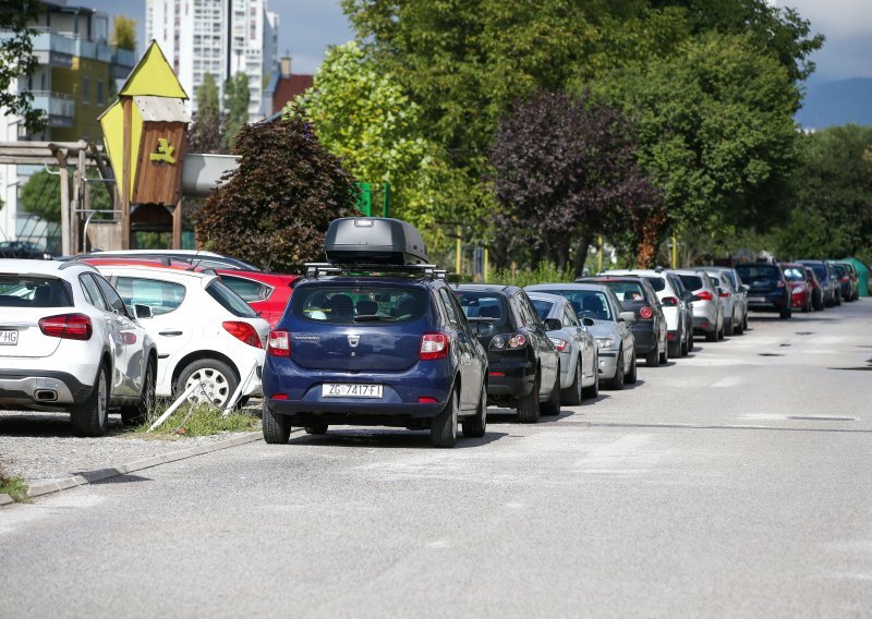 Zagreb uvodi sedam mjera za rješavanje problema parkiranja