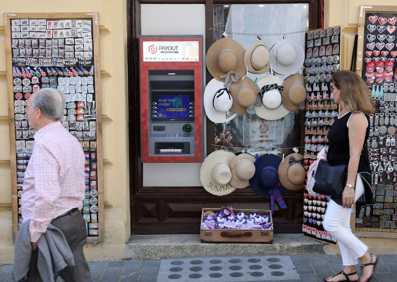 Nemate pojma kamo vam odlazi novac? Ova jednostavna japanska metoda zauzdava potrošnju