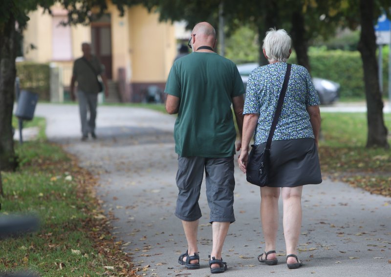 Umirovljenici iz jednog hrvatskog grada besplatno će na izlete u Orahovicu