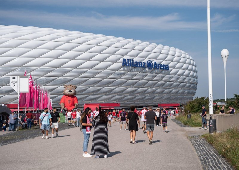 Travnjak na Allianz Areni je u jako lošem stanju; Dinamu je odgođen trening