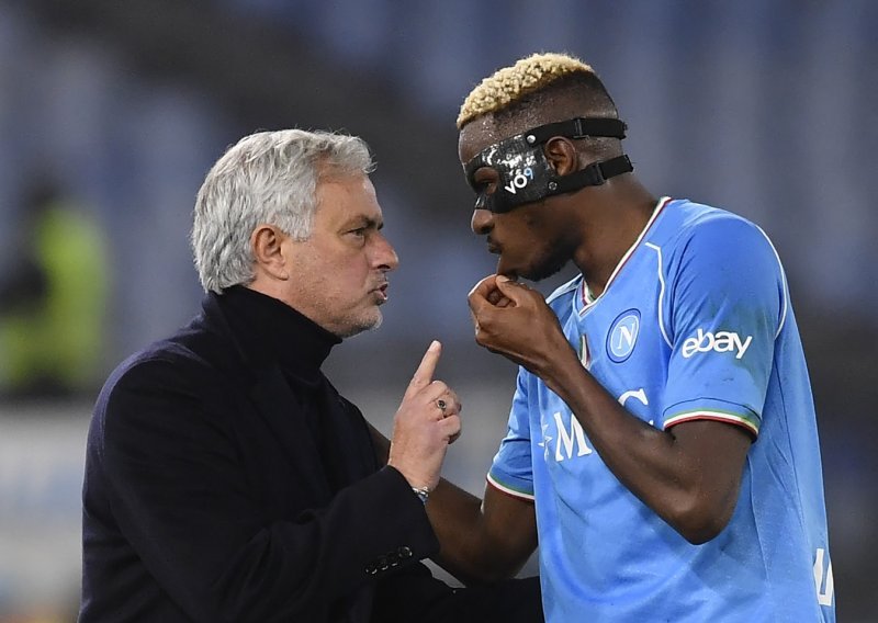 Mourinho i Osimhen krenuli 'na krivu nogu': Ne može se tako ponašati