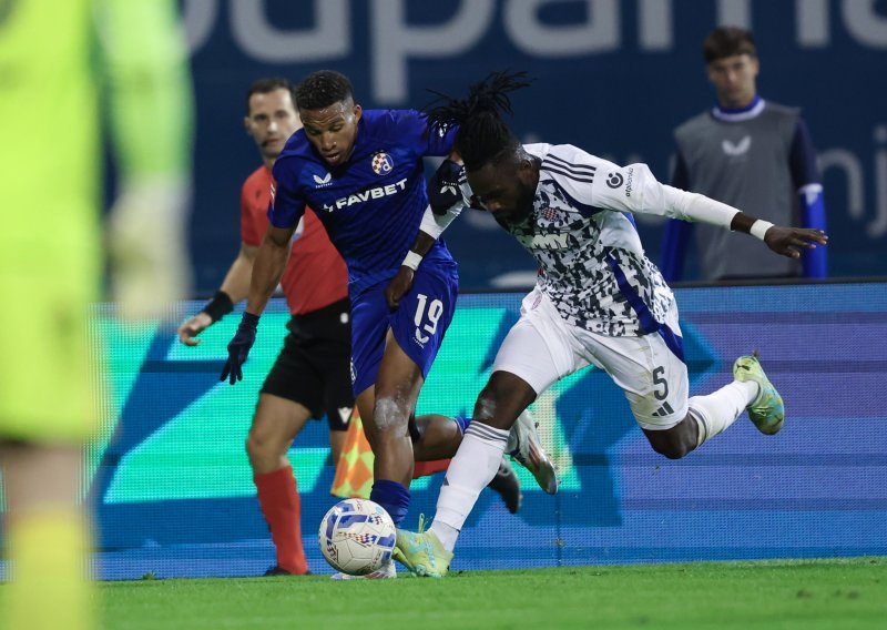 Hajduk završio derbi s igračem manje; pogledajte zašto je Diallo isključen