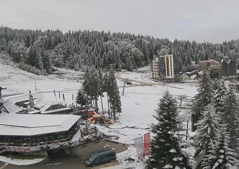 Bosanske planine zabijelio snijeg: Pada na Bjelašnici, Jahorini, Vlašiću...