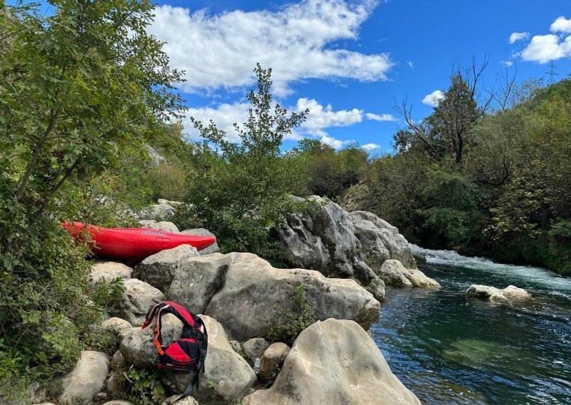 Kajakaš rekreativac prevrnuo se i utopio: Taj brzac rafting ture redovno zaobilaze