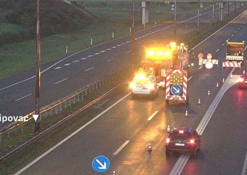 Teška prometna nesreća na A3: Poginula jedna, a dvije osobe ozlijeđene