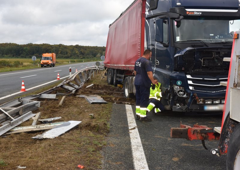 Strašna nesreća na A3: U sudaru automobila, kombija i kamiona poginula jedna osoba