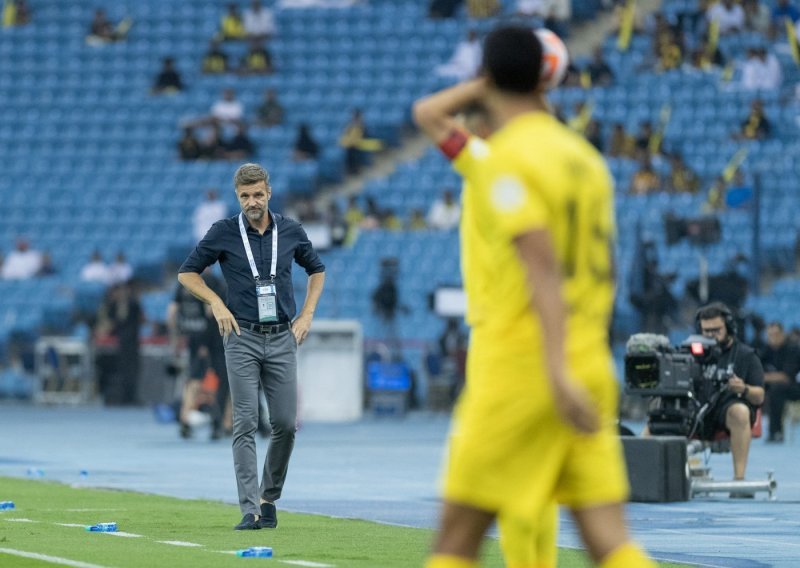 Ovome se ni Bišćan nije nadao. Prošao je kolovoz, a čelnici lige mu uručili nagradu