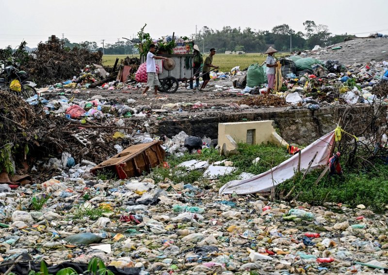 U plastici se guše najveće svjetske metropole: Teško je pronaći pristupačne alternative