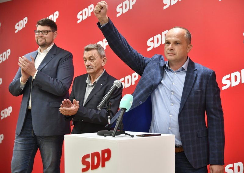 Siniša Hajdaš Dončić novi je predsjednik SDP-a: 'Za SDP koji je prvi, a ne drugi'!'