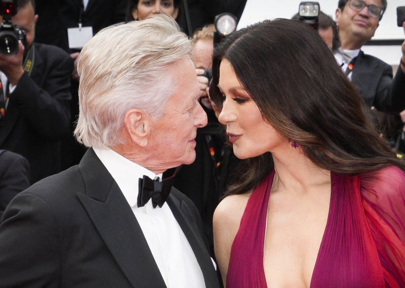 Gola Catherine Zeta-Jones zapravo nije ono što je Douglas želio za svoj rođendan