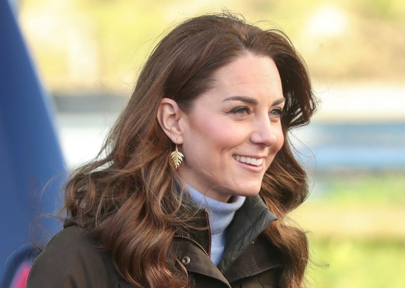 U H&M-u se skrivaju jakne kakve obožava Kate Middleton