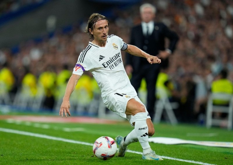 Luka Modrić ovo zbilja nije očekivao; Realov potez koji nije viđen već godinama