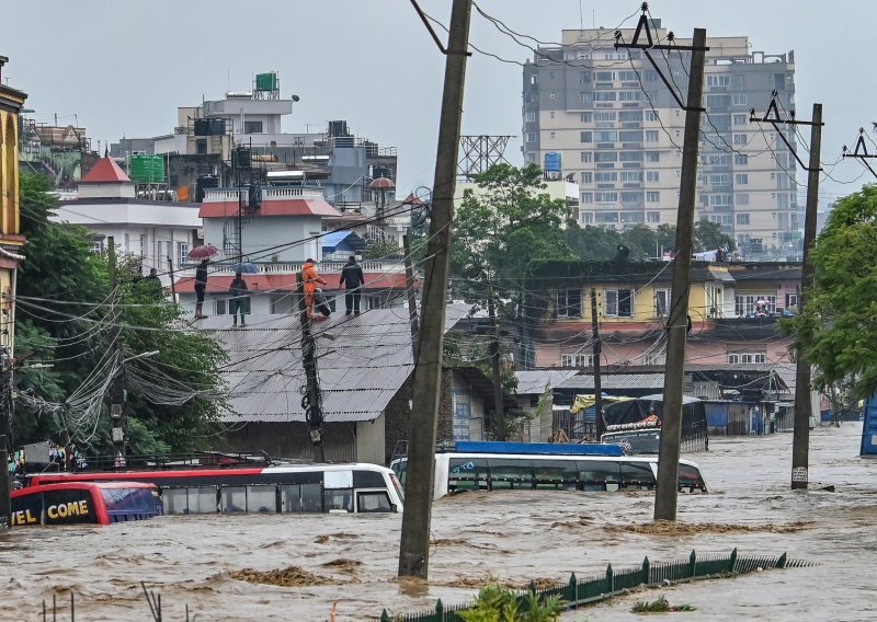 Katmandu pod vodom: U poplavama u Nepalu najmanje 59 mrtvih