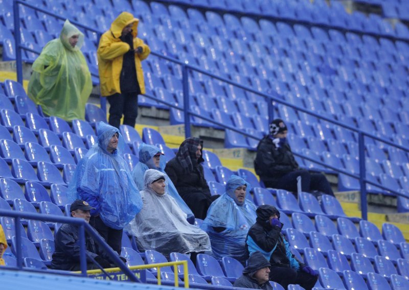 Dinamo osigurao kabanice za sve gledatelje večeras