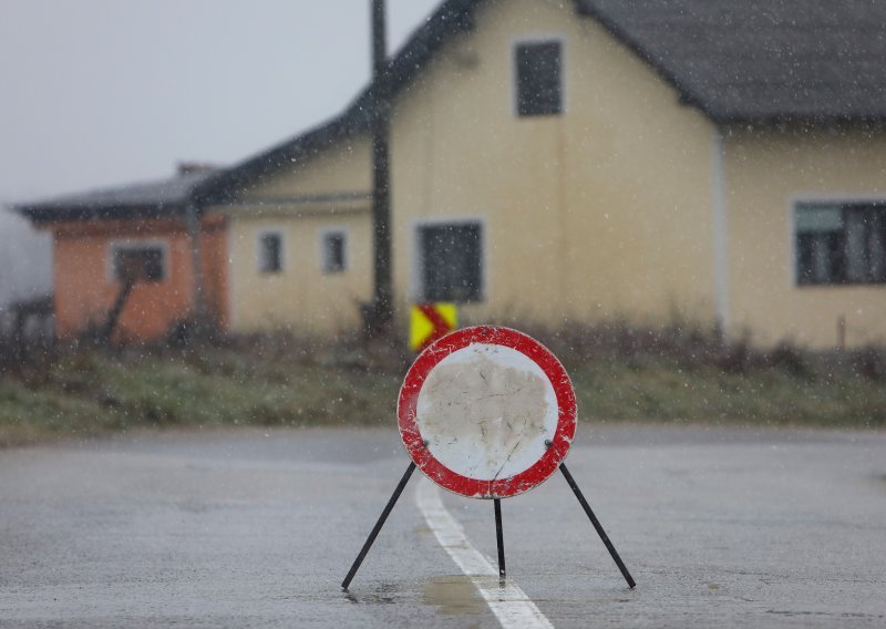 Izvanredne mjere obrane od poplava na području Mali sliv Banovina