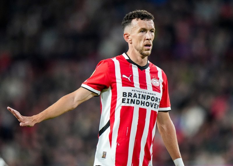 Trener PSV-a otkrio u kakvom je stanju Ivan Perišić nakon ozljede gležnja